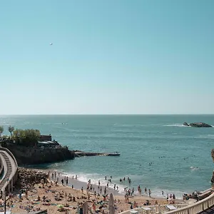 Les Baigneuses De Hotel Biarritz